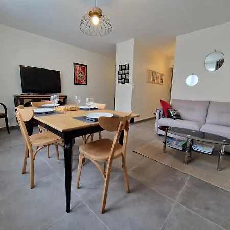 Confort Avec Parking Gratuit Apartment *