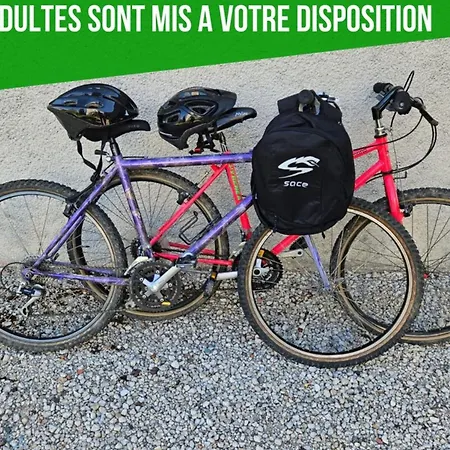 La Dauphine - Private Parking & Courtyard Troyes