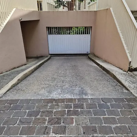 アパート La Dauphine - Private Parking & Courtyard トロワ