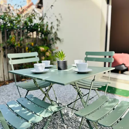 아파트 La Dauphine - Private Parking & Courtyard *